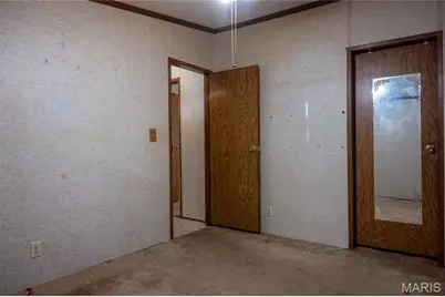 228 Logan Road, Silex, MO 63377 - Photo 19
