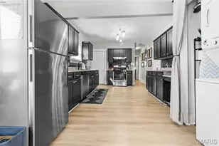 7020 Sutherland Ave, Saint Louis, MO 63109 - Photo 15