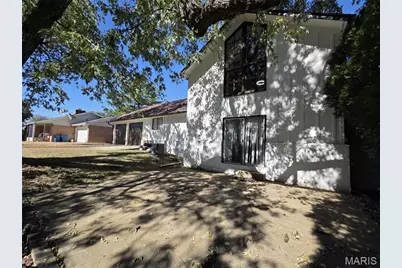 500 Kingridge Drive, Ballwin, MO 63011 - Photo 23