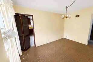 319 St Louis Ave, Ferguson, MO 63135 - Photo 13