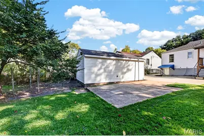 3625 Boswell Avenue, Saint John, MO 63114 - Photo 29