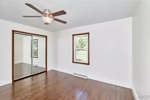 209 N Duchesne Dr, Saint Charles, MO 63301 - Photo 11