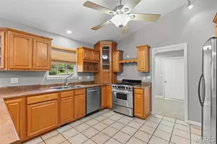 437 Cherie Ct, Washington, MO 63090 - Photo 11