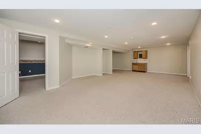 22 Carriage Way W, Saint Peters, MO 63376 - Photo 33