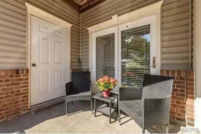 10905 Vauxhall Drive, Creve Coeur, MO 63146 - Photo 5