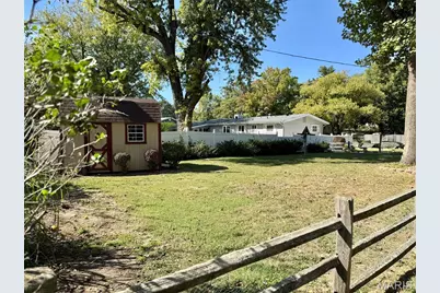 35 Connie Drive, Saint Charles, MO 63301 - Photo 7
