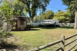 35 Connie Dr, Saint Charles, MO 63301 - Photo 7