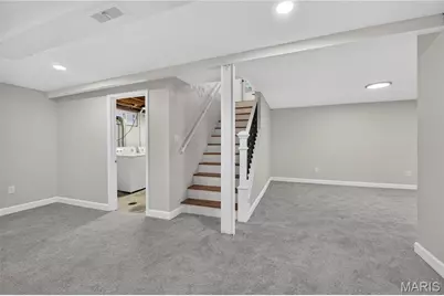 925 N Geyer Road, Kirkwood, MO 63122 - Photo 23