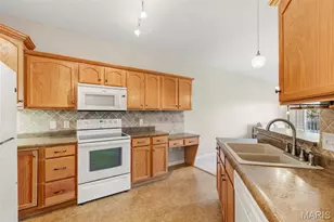 1507 S Old Hwy 94, Saint Charles, MO 63303 - Photo 11