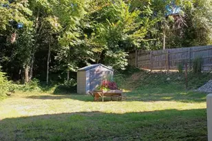 1238 Bird St, Hannibal, MO 63401 - Photo 9