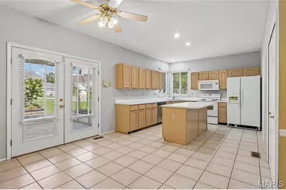 239 Lansbrooke Drive, Chesterfield, MO 63005 - Photo 13