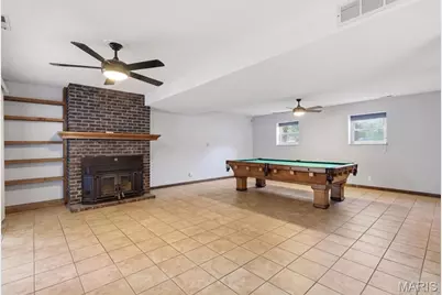 12243 Foxpoint Drive, Maryland Heights, MO 63043 - Photo 5