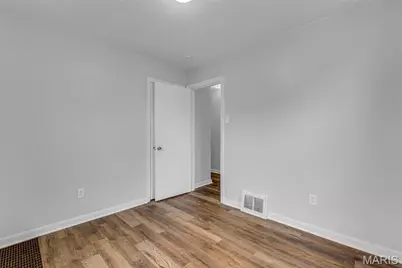 9440 Kathlyn Drive, Woodson Terrace, MO 63134 - Photo 5