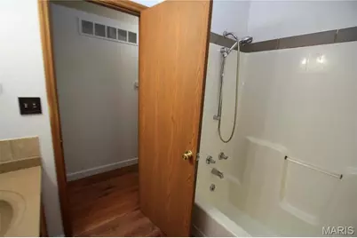 414 E Clement Street, De Soto, MO 63020 - Photo 17