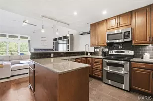 13807 Amiot Dr, Saint Louis, MO 63146 - Photo 13