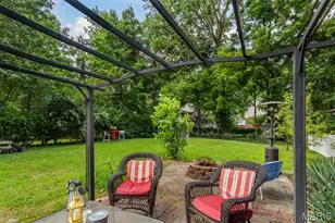 329 Stark Ct, Webster Groves, MO 63119 - Photo 57