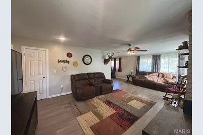 407 Lee Avenue, Richland, MO 65556 - Photo 3