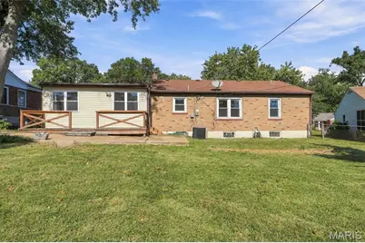 7 Santa Cruz Drive, Florissant, MO 63031 - Photo 33