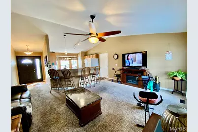 275 Meadow Crest Drive, Troy, MO 63379 - Photo 9