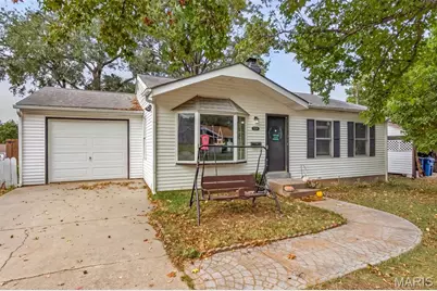 12139 Belaire Place, Maryland Heights, MO 63043 - Photo 1