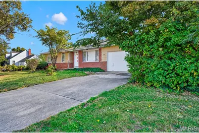 7012 N Hanley Road, Hazelwood, MO 63042 - Photo 21