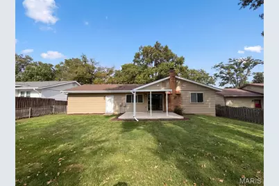 742 Foxwick Drive, Ballwin, MO 63011 - Photo 5