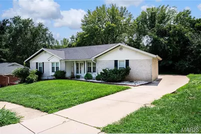 14338 Millbriar Circle, Chesterfield, MO 63017 - Photo 3