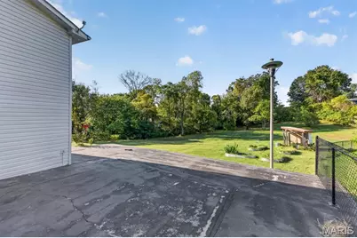 27 Lillian Drive, Saint Charles, MO 63304 - Photo 33