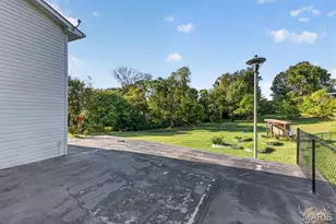 27 Lillian Dr, Saint Charles, MO 63304 - Photo 33