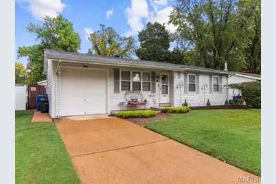 975 Sherman Lane, Florissant, MO 63031 - Photo 3