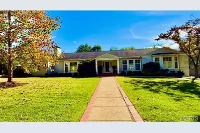 2 Warson Lane, Ladue, MO 63124 - Photo 1