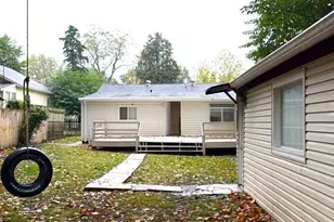 529 Emmons Ave, Saint Charles, MO 63301 - Photo 15