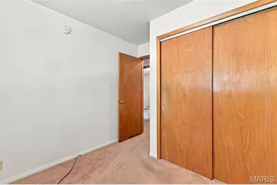 8622 North Avenue, Saint John, MO 63114 - Photo 17