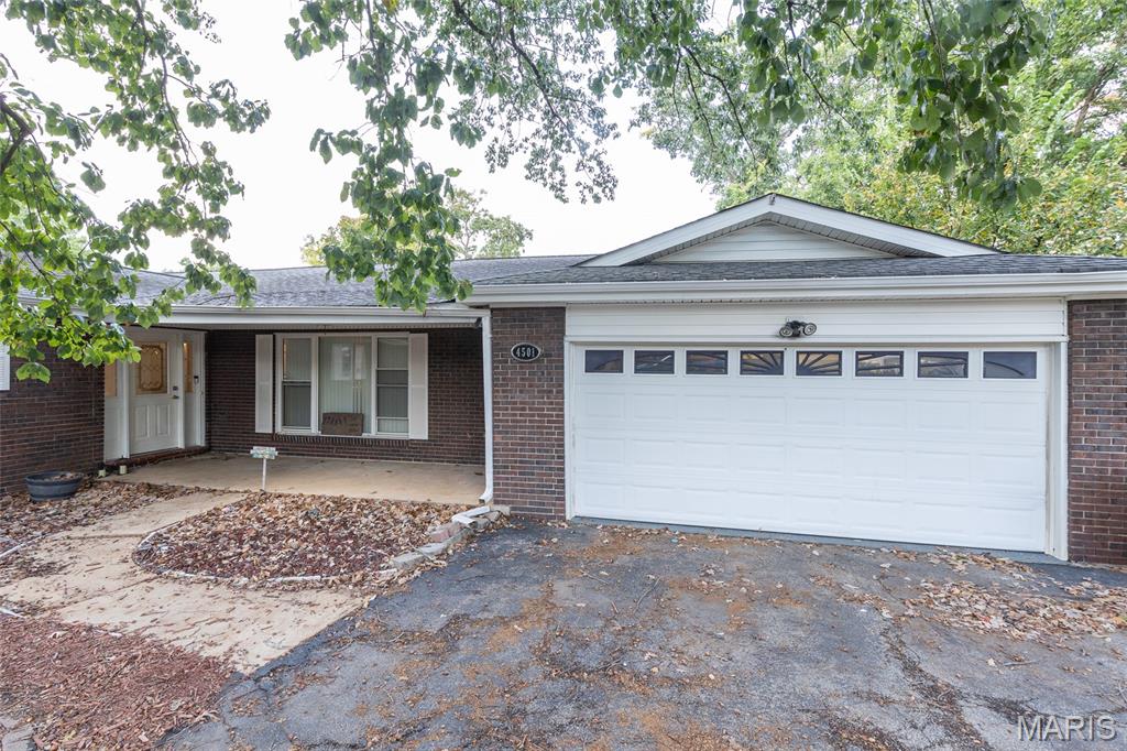 High Ridge Leasing 4501 Meadow Dr, High Ridge, MO 63049 - MLS 26066938 - Coldwell Banker