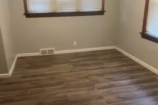 6144 Evergreen Blvd, Berkeley, MO 63134 - Photo 13