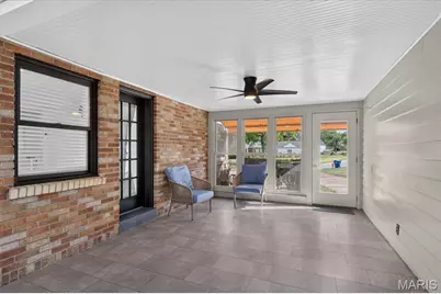 9929 Berwick Drive, Affton, MO 63123 - Photo 19