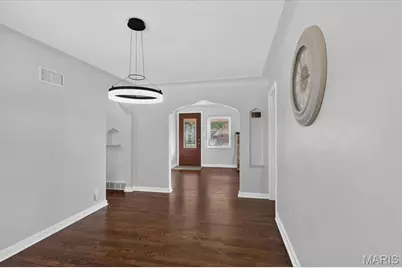 9929 Berwick Drive, Affton, MO 63123 - Photo 9