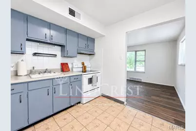 7422 Gravois Avenue #1A, Saint Louis, MO 63123 - Photo 3