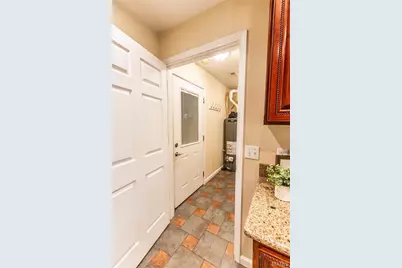 407 Ahr Strom Drive, Robertsville, MO 65066 - Photo 43