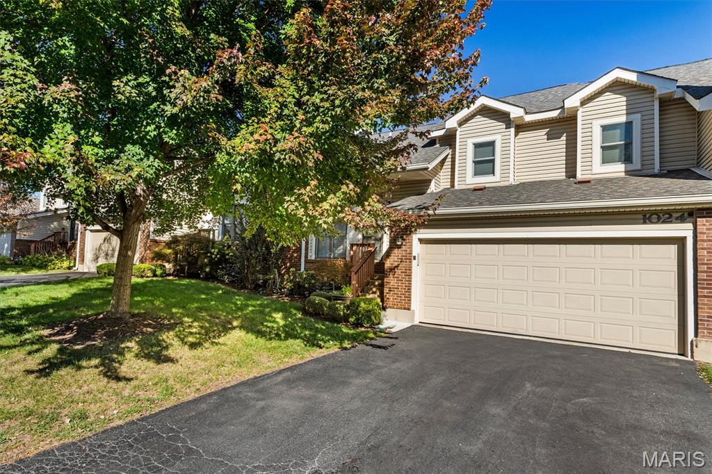 1024 N Spoede Rd, Creve Coeur, MO 63146 - MLS 26067288 - Coldwell Banker