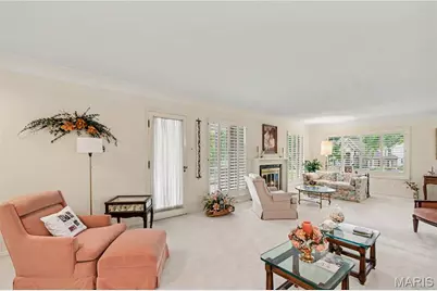 301 Graeser Road N, Creve Coeur, MO 63141 - Photo 5