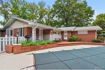 301 Graeser Road N, Creve Coeur, MO 63141 - Photo 1