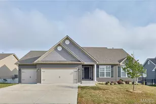 125 Hayfield Dr, Moscow Mills, MO 63362 - Photo 1