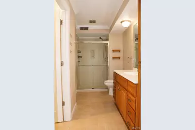 916 Claytonbrook Drive #1, Ballwin, MO 63011 - Photo 21