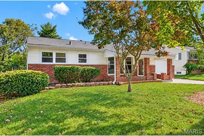 11 Montclair Court, Florissant, MO 63033 - Photo 13