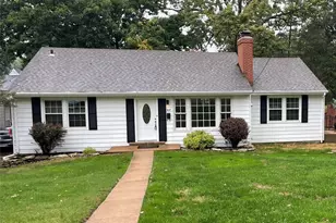307 W Old Watson Rd, Webster Groves, MO 63119 - Photo 1
