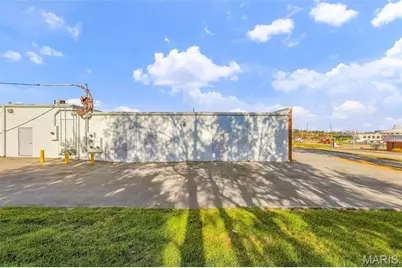 11130-64 Old St. Charles Road #11130-11164, Saint Ann, MO 63074 - Photo 45