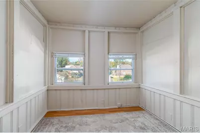 6731 Crest Avenue, University City, MO 63130 - Photo 7
