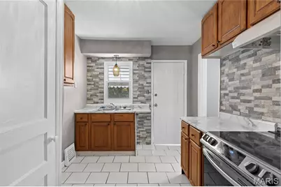 7358 Trenton Avenue, University City, MO 63130 - Photo 15