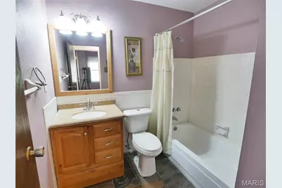 2580 Hedgerow Drive, Florissant, MO 63031 - Photo 11